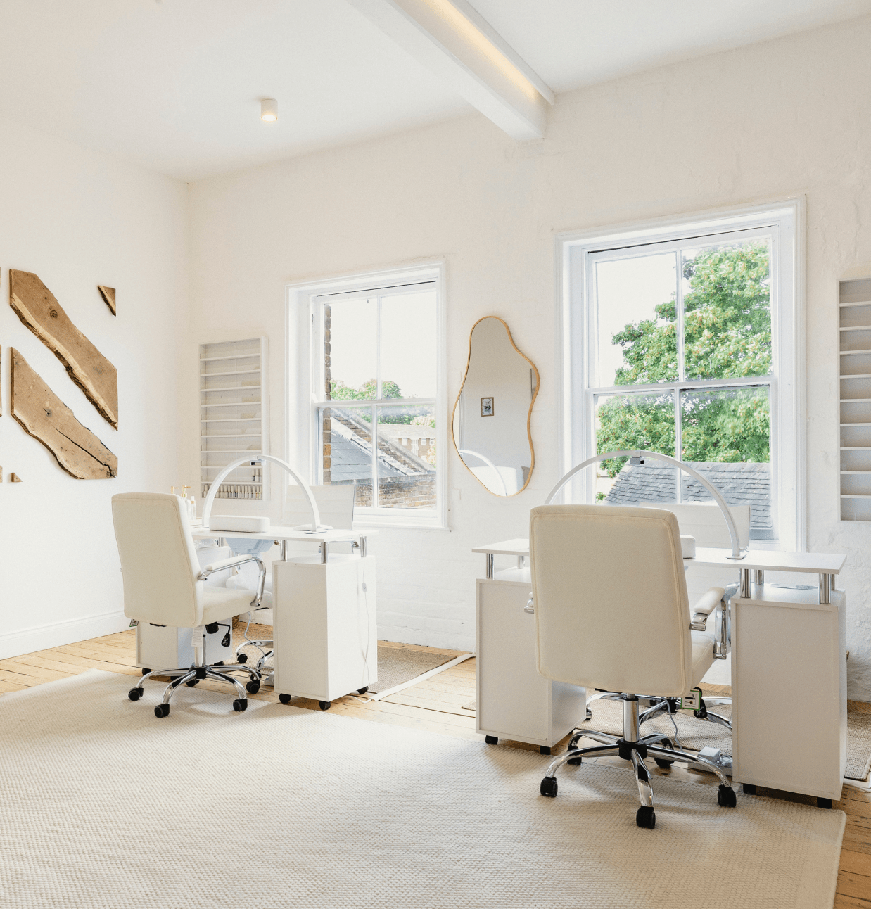 Nail Station And Desk For Hire Rugeley